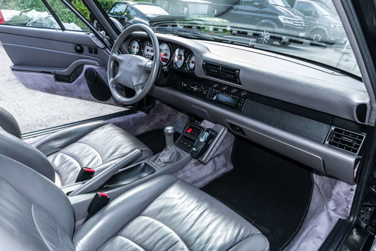 Porsche 993 Carrera 4S