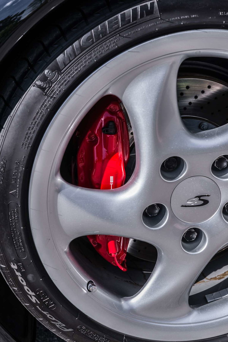 Porsche 993 Carrera 4S