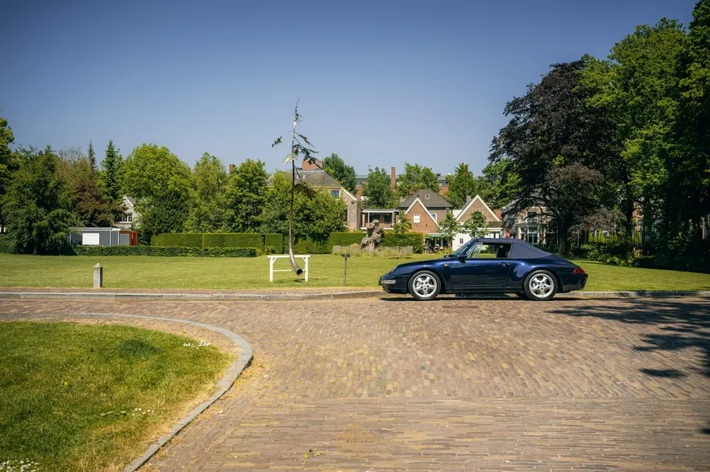 Porsche 993 Carrera 4