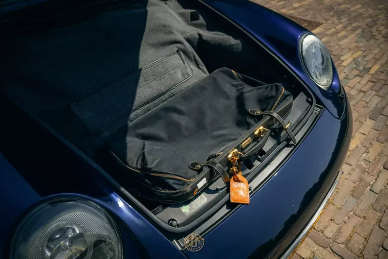 Porsche 993 Carrera 4