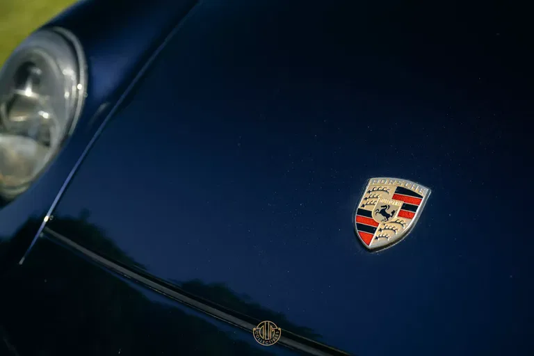 Porsche 993 Carrera 4