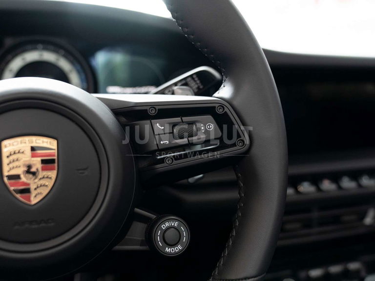 Porsche 992 Targa 4 GTS