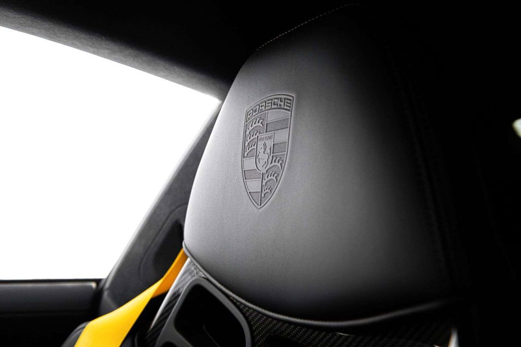 Porsche 992 GT3 Touring