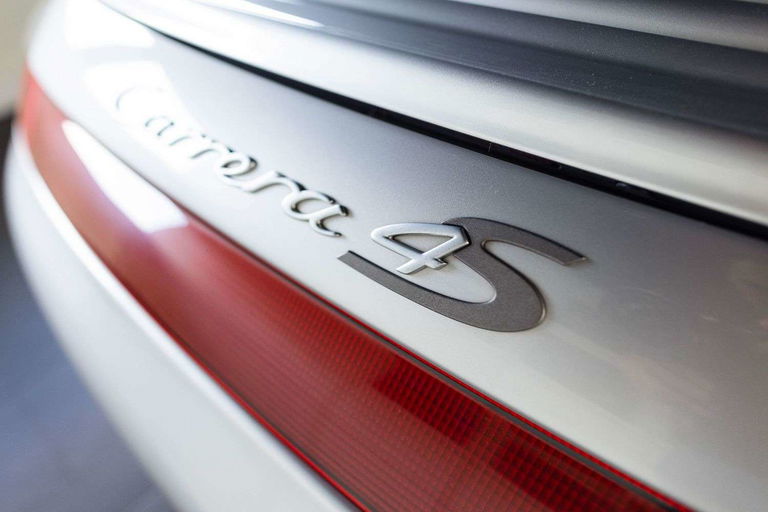 Porsche 996 Carrera 4S