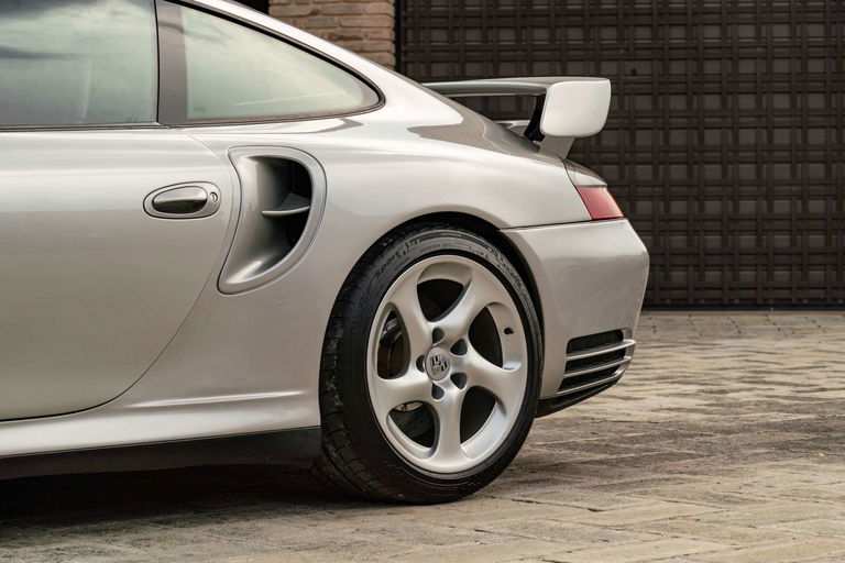 Porsche 996 GT2