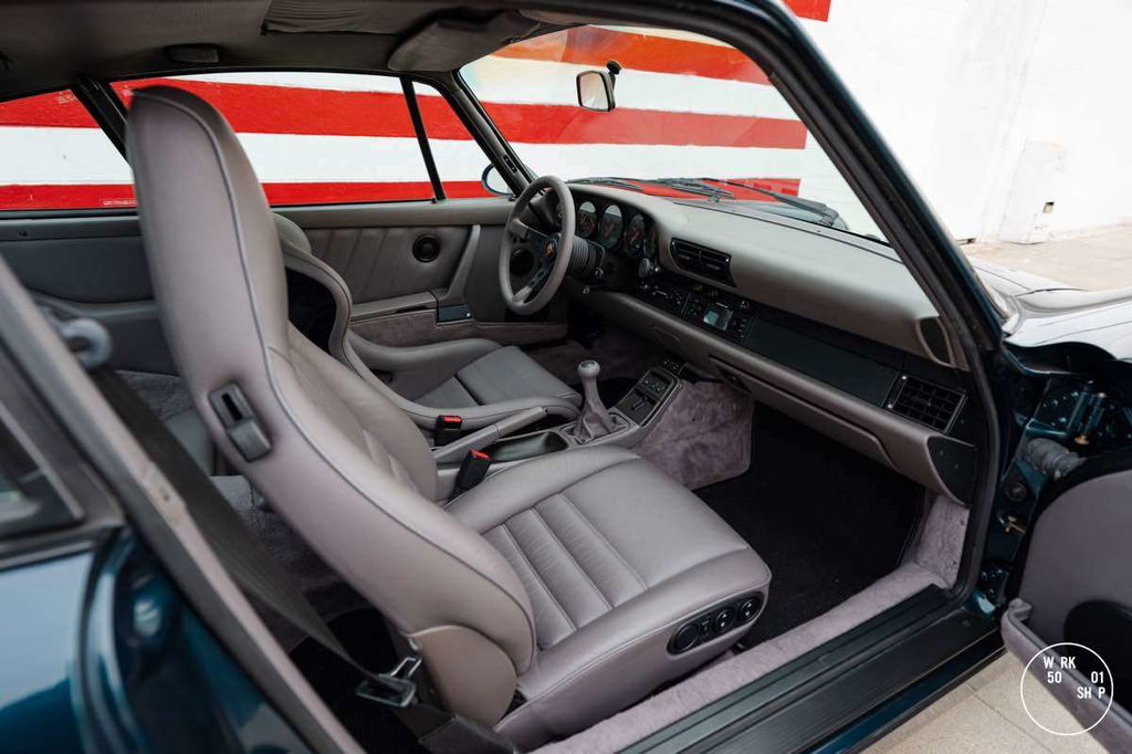 Porsche 964 Carrera 2