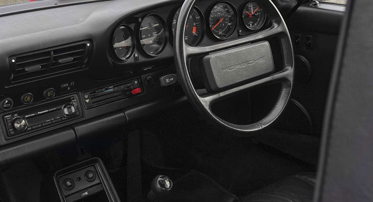 Porsche 911 Carrera 3.2