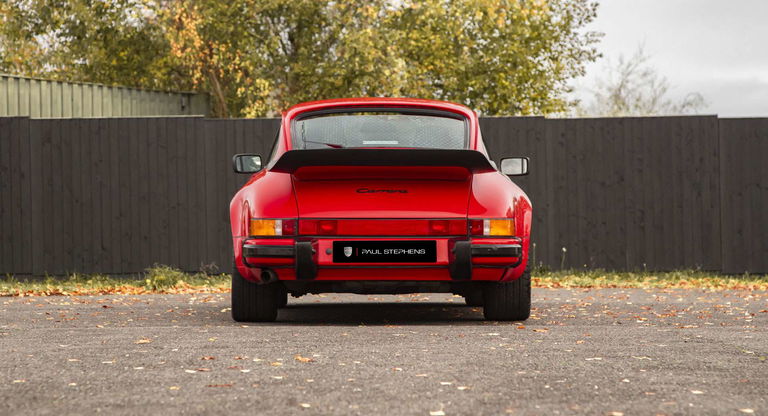 Porsche 911 Carrera 3.2