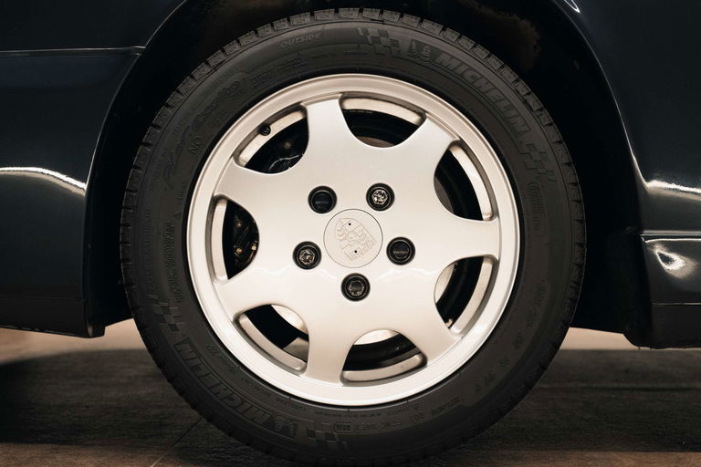 Porsche 964 Carrera 2