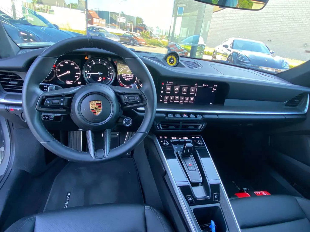 Porsche 992 Carrera 4S