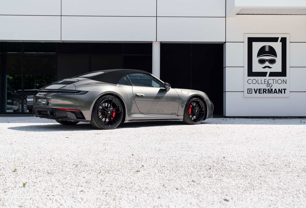 Porsche 992 Carrera GTS