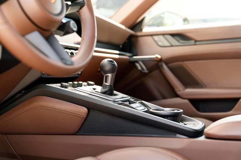 Porsche 992 Carrera GTS