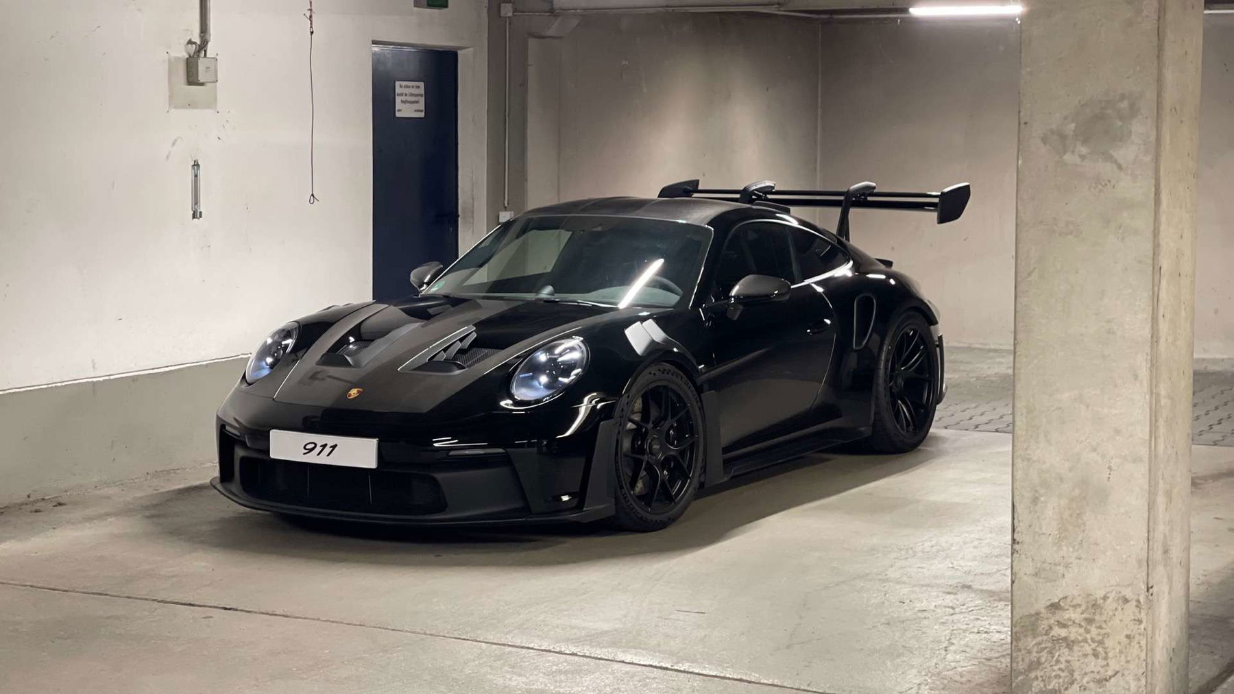 Porsche 992 GT3 RS 2023 -  - Marktplatz für Porsche Sportwagen