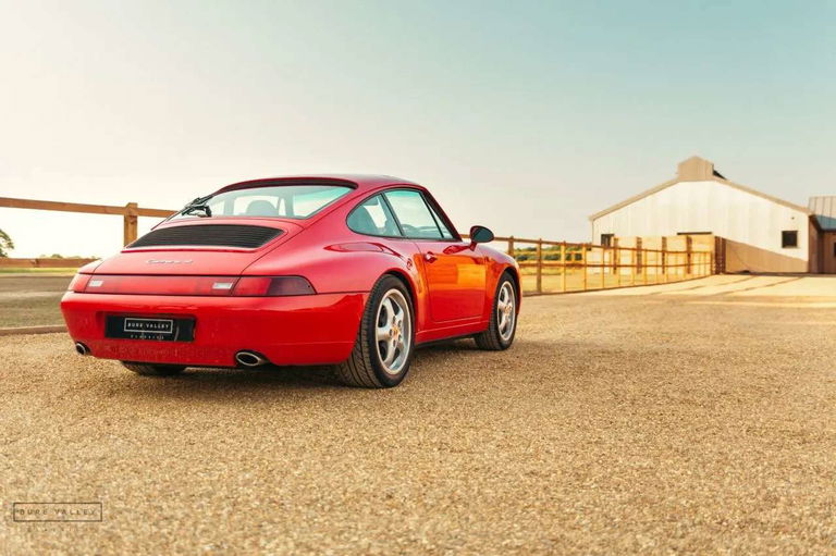 Porsche 993 Carrera 4