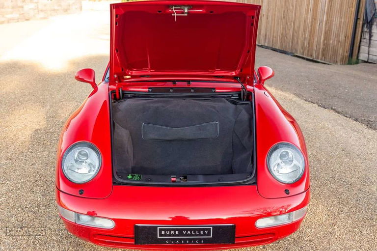 Porsche 993 Carrera 4