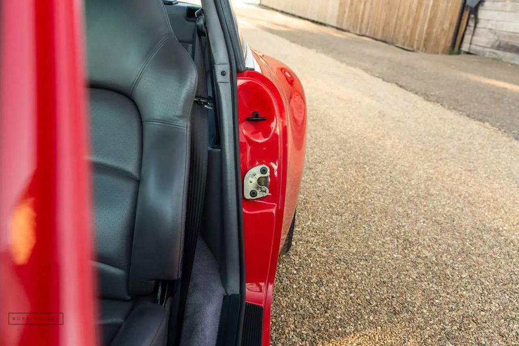 Porsche 993 Carrera 4