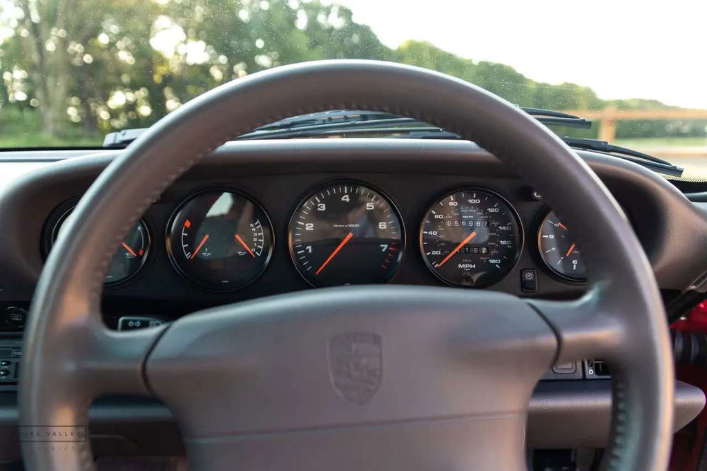 Porsche 993 Carrera 4