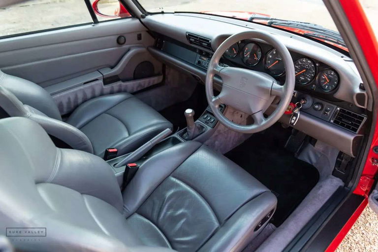 Porsche 993 Carrera 4