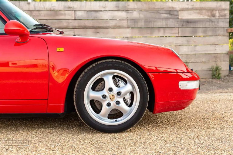 Porsche 993 Carrera 4