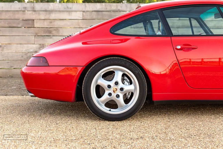 Porsche 993 Carrera 4