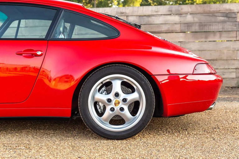 Porsche 993 Carrera 4