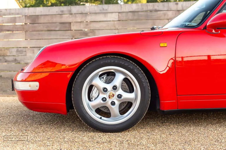 Porsche 993 Carrera 4