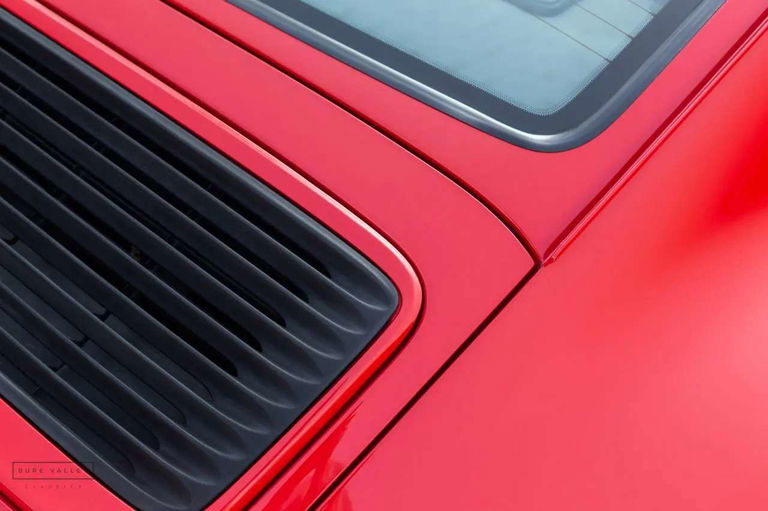 Porsche 993 Carrera 4