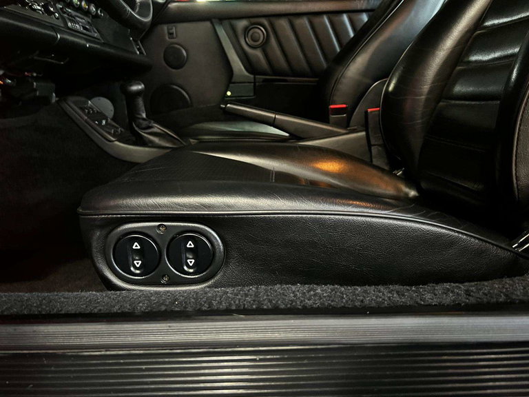 Porsche 964 Carrera 4