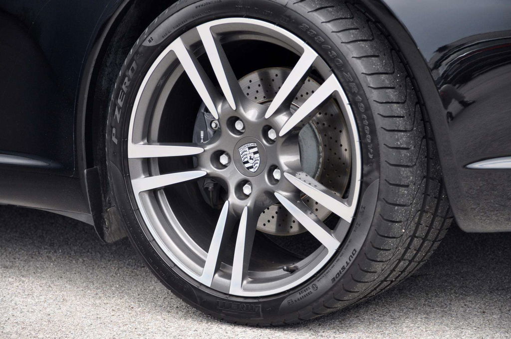 Porsche 997.2 Carrera Black Edition