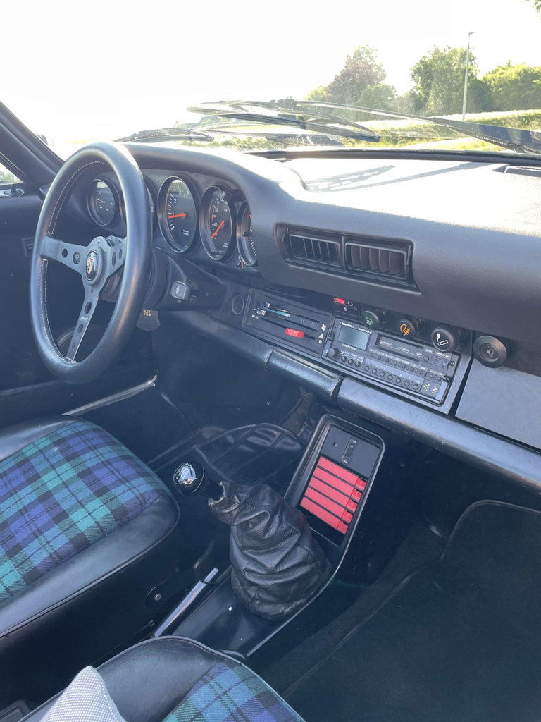 Porsche 911 Carrera 3.2