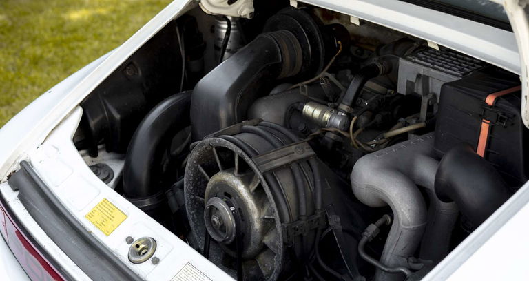 Porsche 911 Carrera 3.2