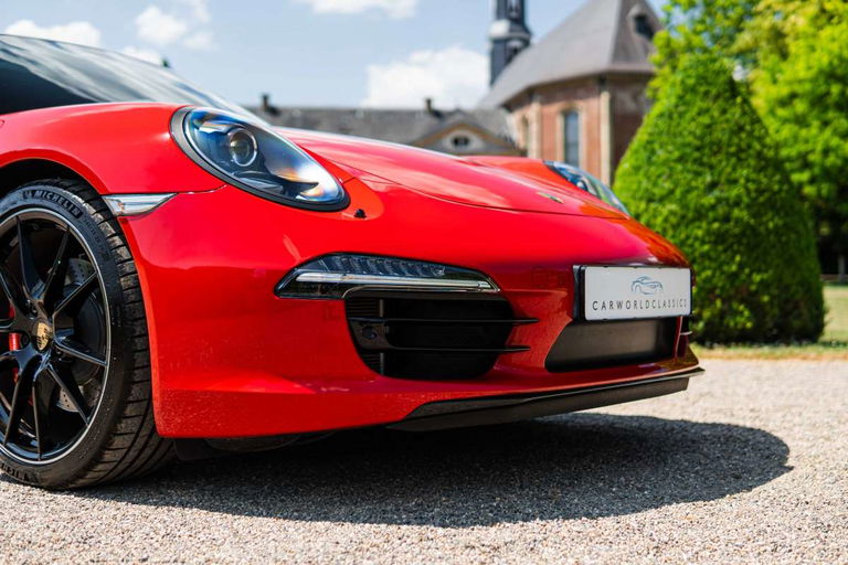 Porsche 991 Carrera 4S