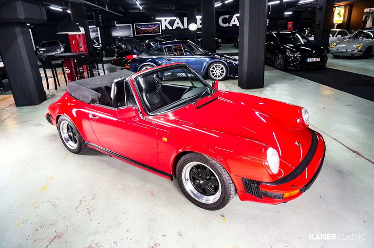 Porsche 911 Carrera 3.2