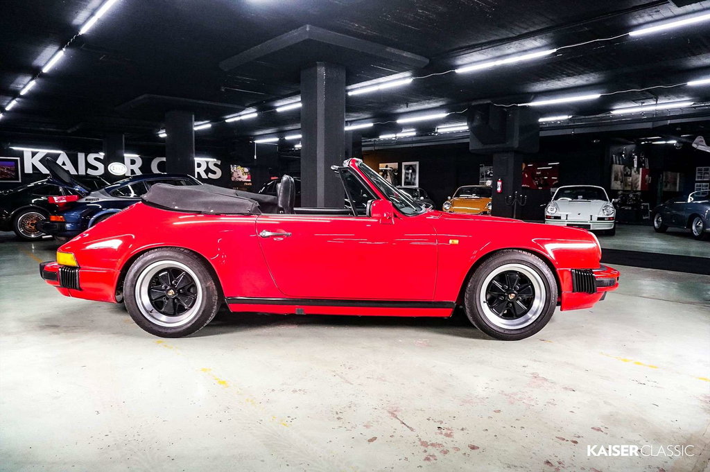 Porsche 911 Carrera 3.2