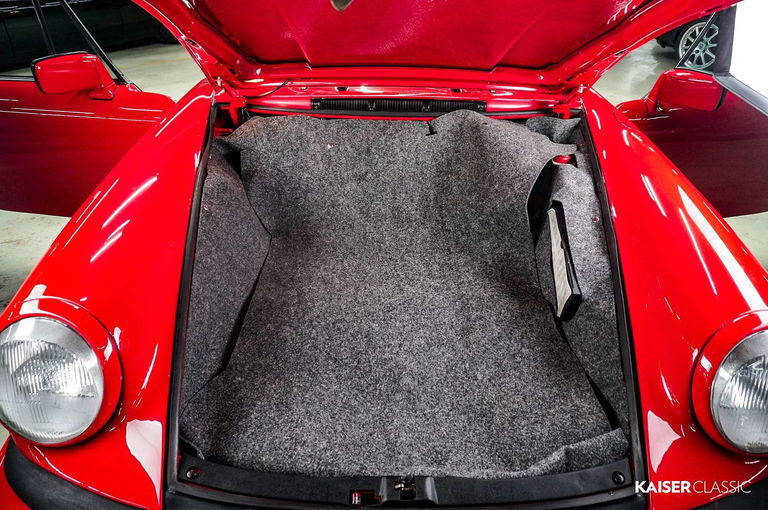 Porsche 911 Carrera 3.2