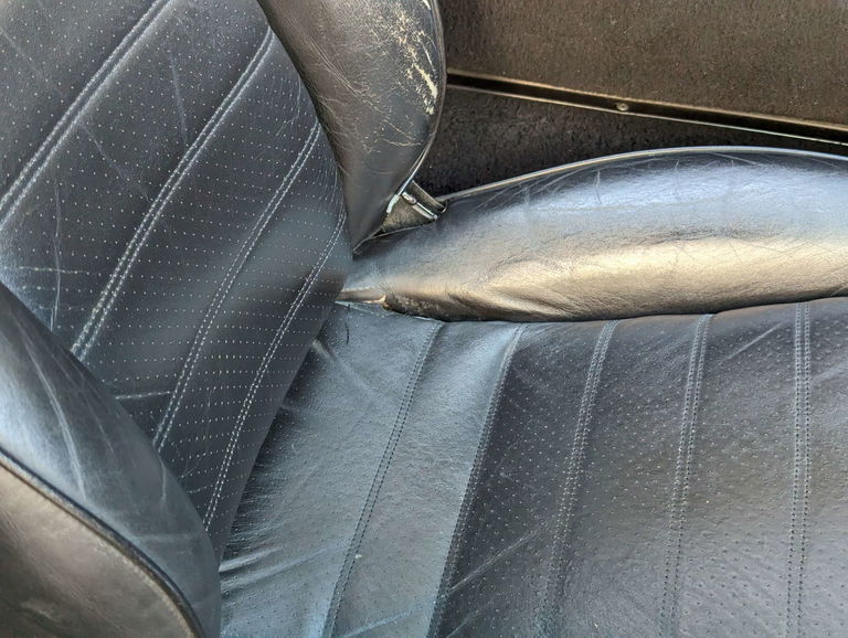 Porsche 911 Carrera 3.2 (US)