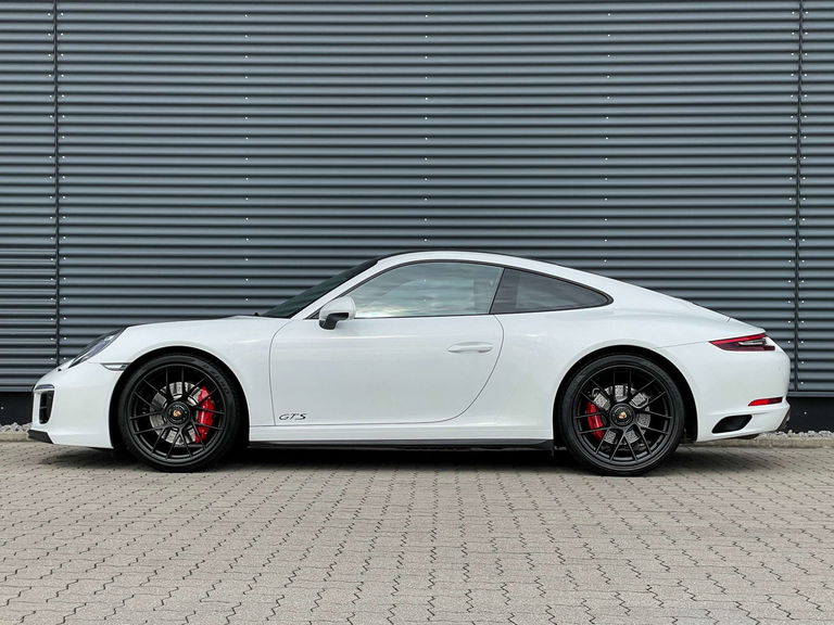Porsche 991.2 Carrera GTS