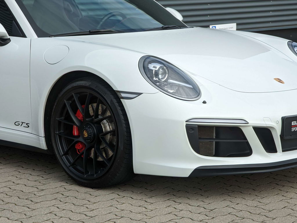 Porsche 991.2 Carrera GTS