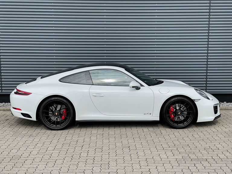 Porsche 991.2 Carrera GTS