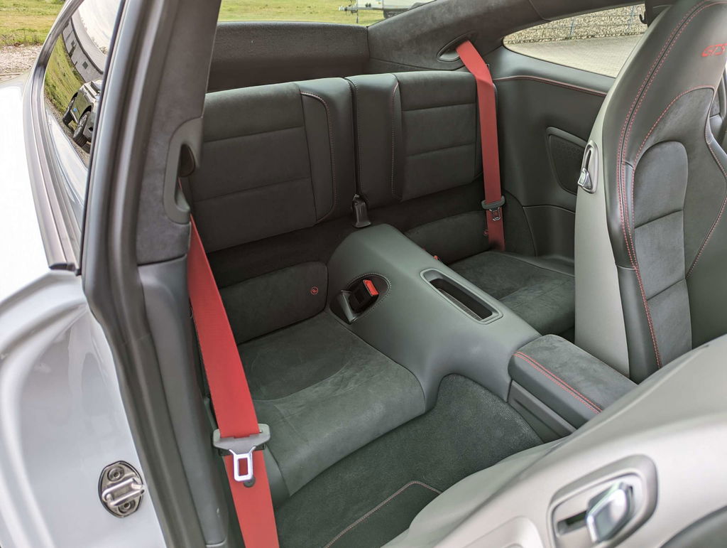 Porsche 991.2 Carrera GTS