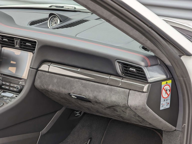 Porsche 991.2 Carrera GTS