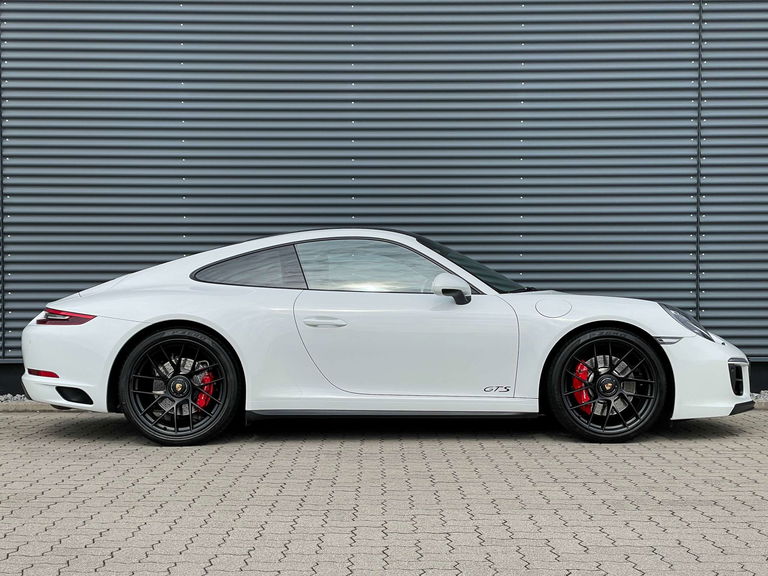 Porsche 991.2 Carrera GTS