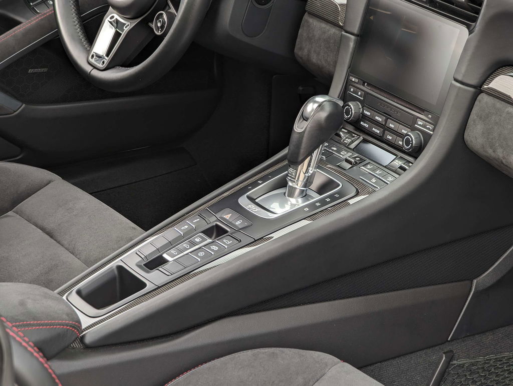 Porsche 991.2 Carrera GTS