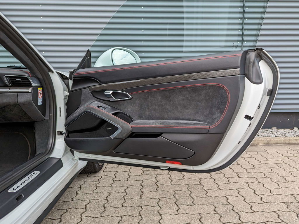 Porsche 991.2 Carrera GTS