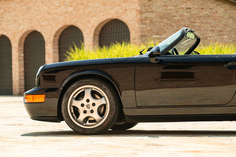 Porsche 964 Carrera 2 Speedster