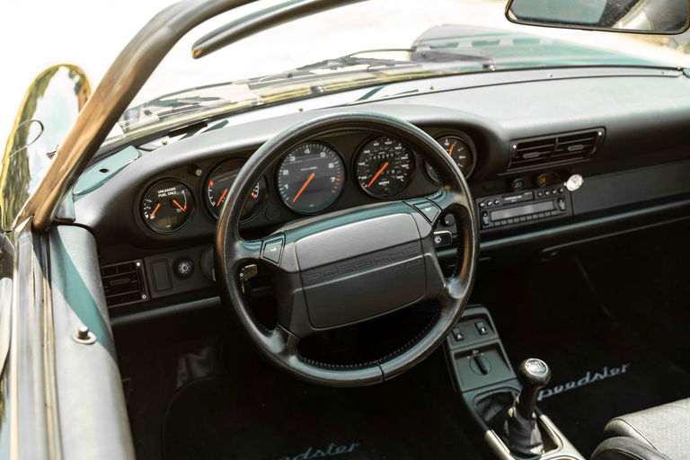 Porsche 964 Carrera 2 Speedster
