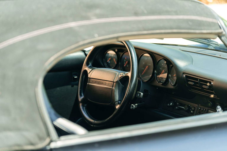 Porsche 964 Carrera 2 Speedster