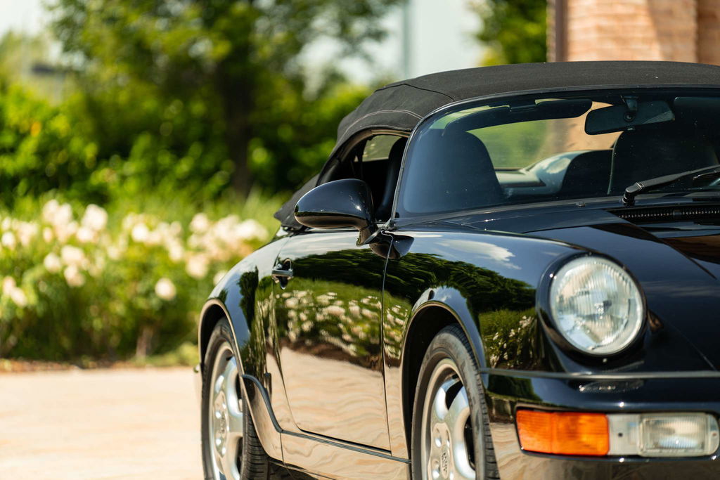 Porsche 964 Carrera 2 Speedster