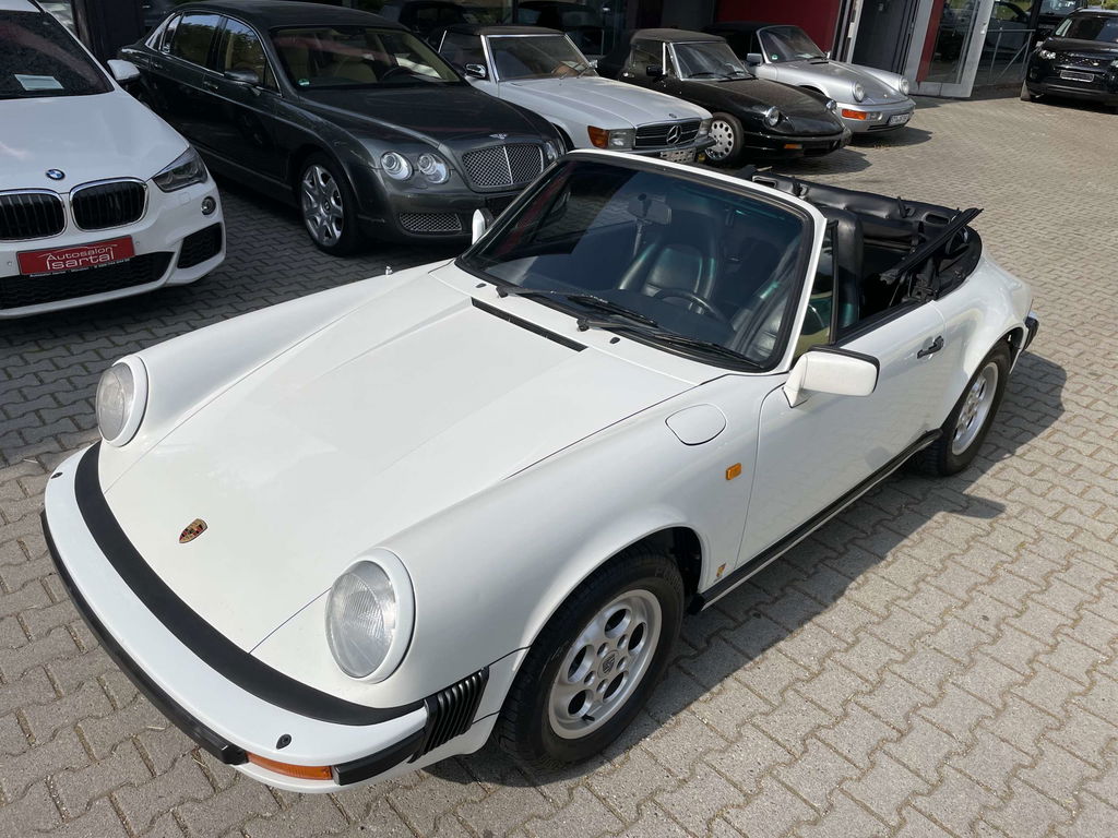 Porsche 911 Carrera 3.2