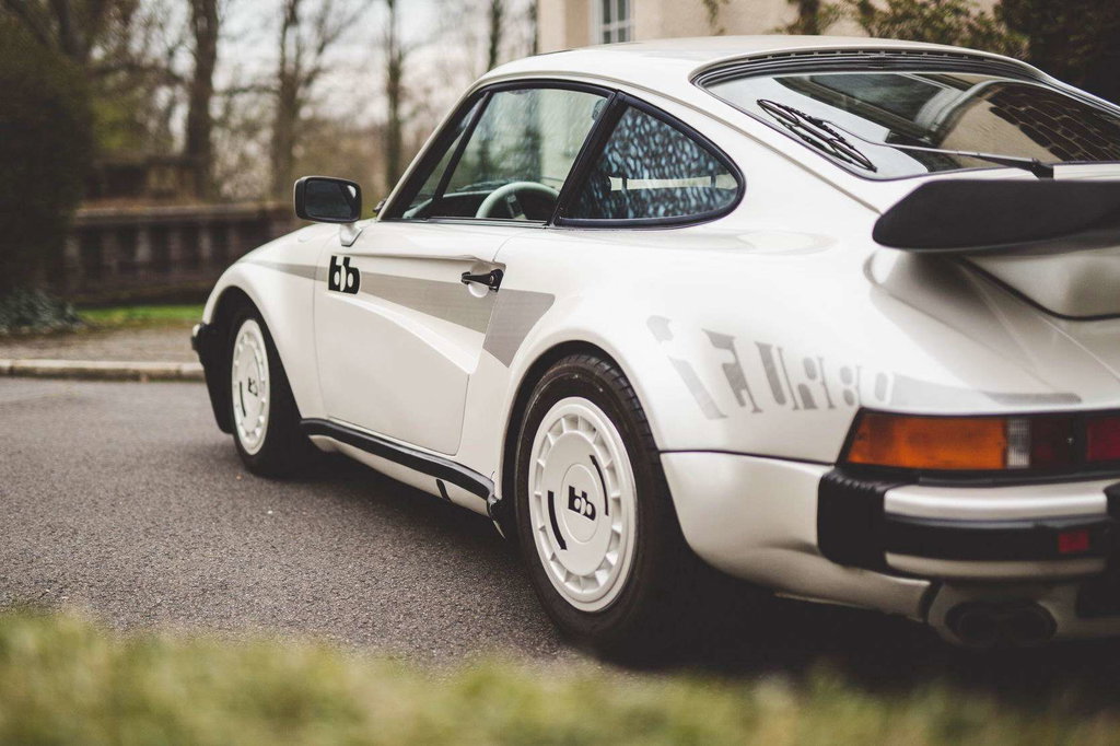 Porsche 911 Turbo Flachbau